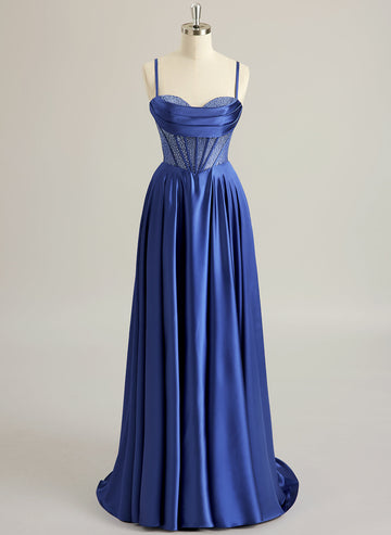 A-linje Hjertehals Sweep Slep Silkesateng Ballkjoler Med Rhinestone