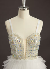 Ball-Gown/Princess Sweetheart V-Neck Sweep Train Tulle Prom Dresses With Rhinestone Sequins Beading
