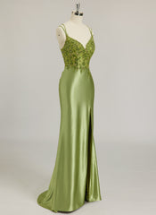 Trumpet/Sjöjungfru V-ringning Svepande släp Jersey Balklänningar med paljetter som pärlor broderade