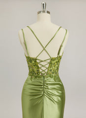 Trumpet/Sjöjungfru V-ringning Svepande släp Jersey Balklänningar med paljetter som pärlor broderade