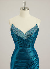 Trompet/Havfrue V-hals Sweep Slep Metallisk Ballkjoler Med Rhinestone Plissert