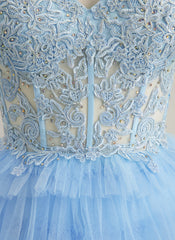 Ballkjole/Prinsesse V-hals Gulvlengde Tyll Ballkjoler Med Blondeapplikasjoner Rhinestone